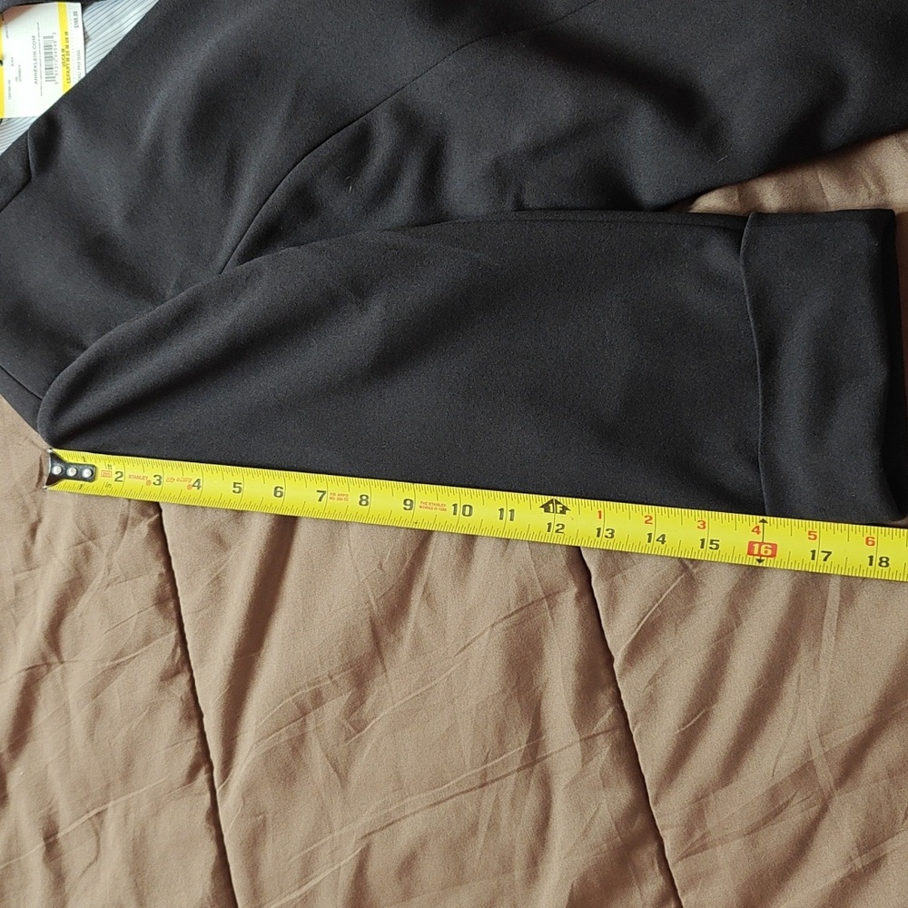 Open Front Black Blazer - Picture 7 of 7